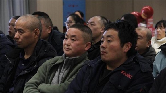 “共鑒輝煌，同繪新章 ”---共慶火炬安泰 2024 年終盛典